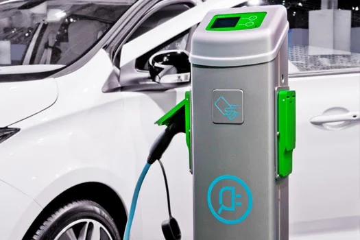 Electric vehicle charging, fuel dispenser